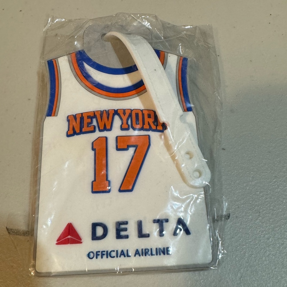 Jeremy Lin New York Knicks Jordan 1 New Balance 2002R Adidas Samba Puma Speedcat